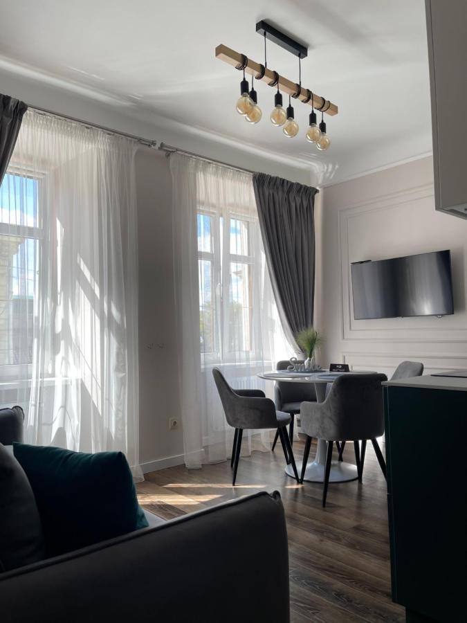 Von Cruss Apartments In Leopoli Esterno foto